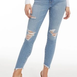 NWT GOOD AMERICAN Good Legs Crop Side Step. Size 14/32. Never worn!